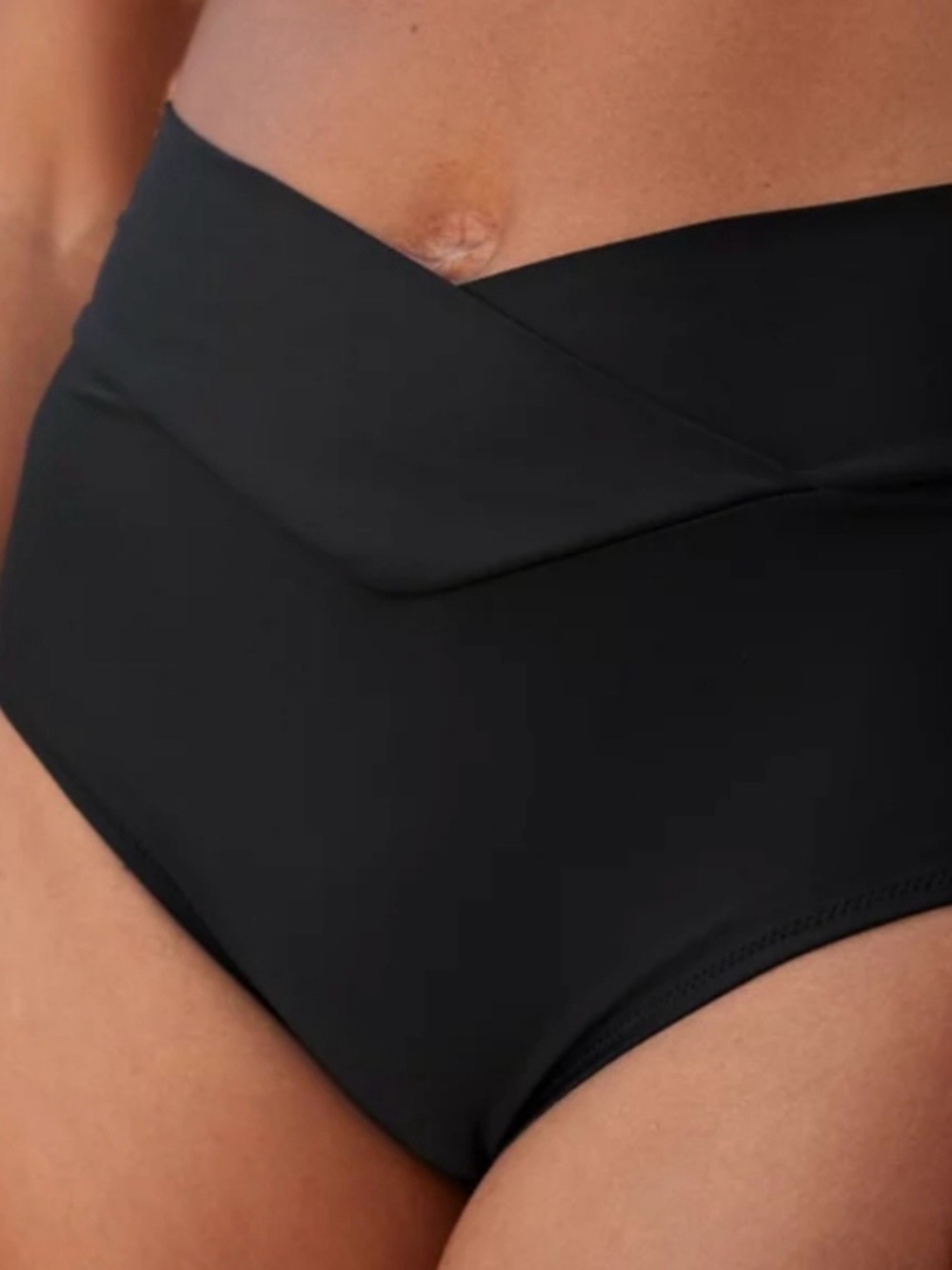 Aerie Crossover High Waisted Bikini Bottom size small - Picture 4 of 5